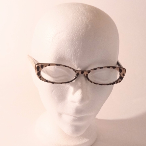 Betsey Johnson Animal Print Slight Cat Eye BJR101 Cream Oval Eyeglasses Frame - Picture 2 of 11